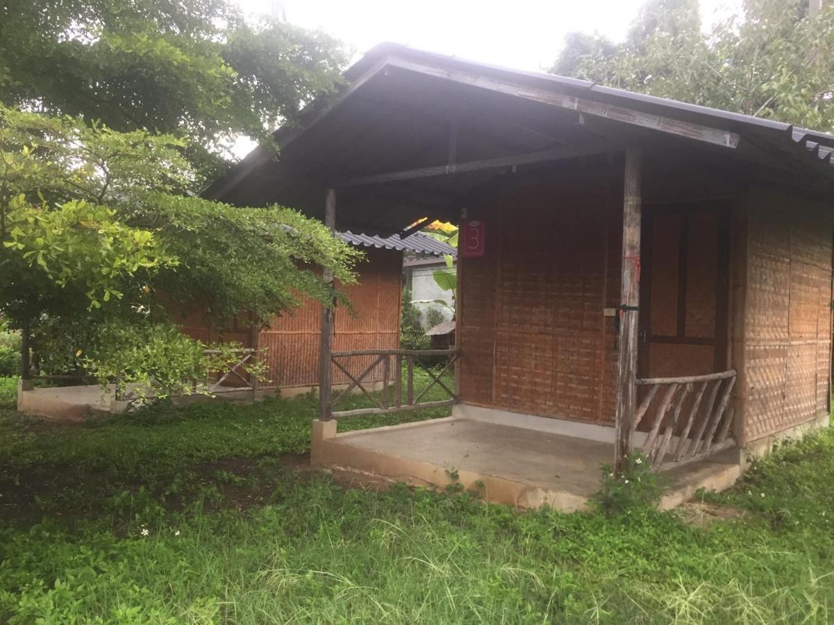Hotel Sleepy Hut Pai Exterior foto